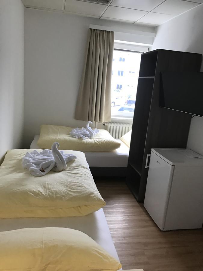 Montagehotel Bed & Steel Linz Kültér fotó